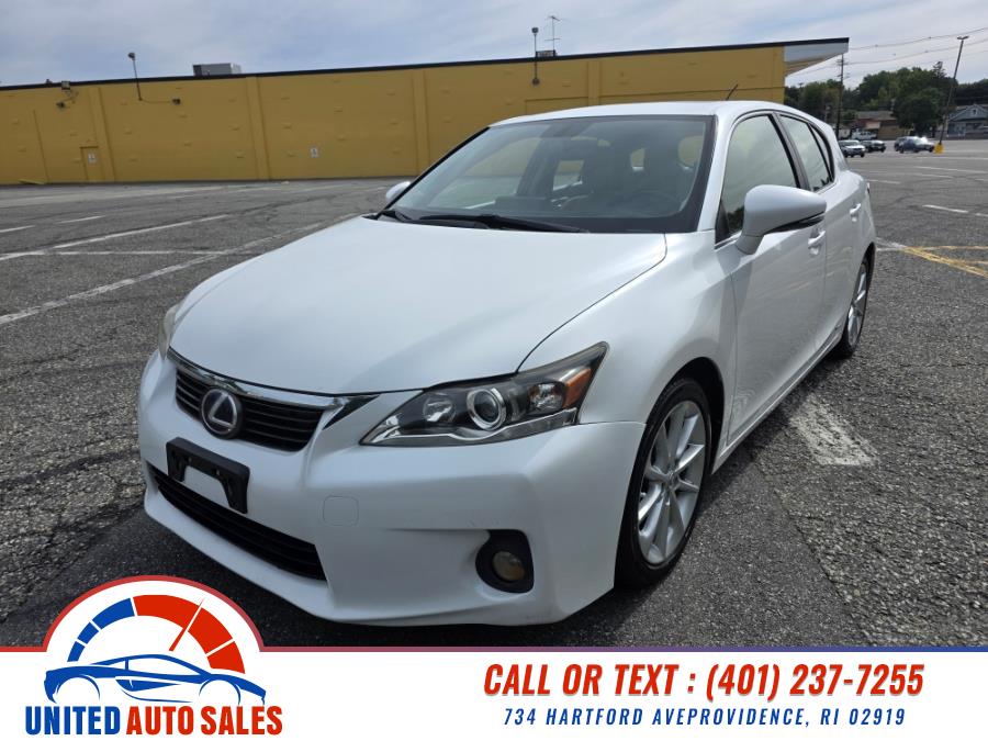 2013 Lexus CT 200h 5dr Sdn Hybrid, available for sale in Providence, Rhode Island | United Auto Sales Inc. Providence, Rhode Island 2013 Lexus CT 200h 5dr Sdn Hybrid, available for sale in Providence, Rhode Island | United Auto Sales Inc. Providence, Rhode Island