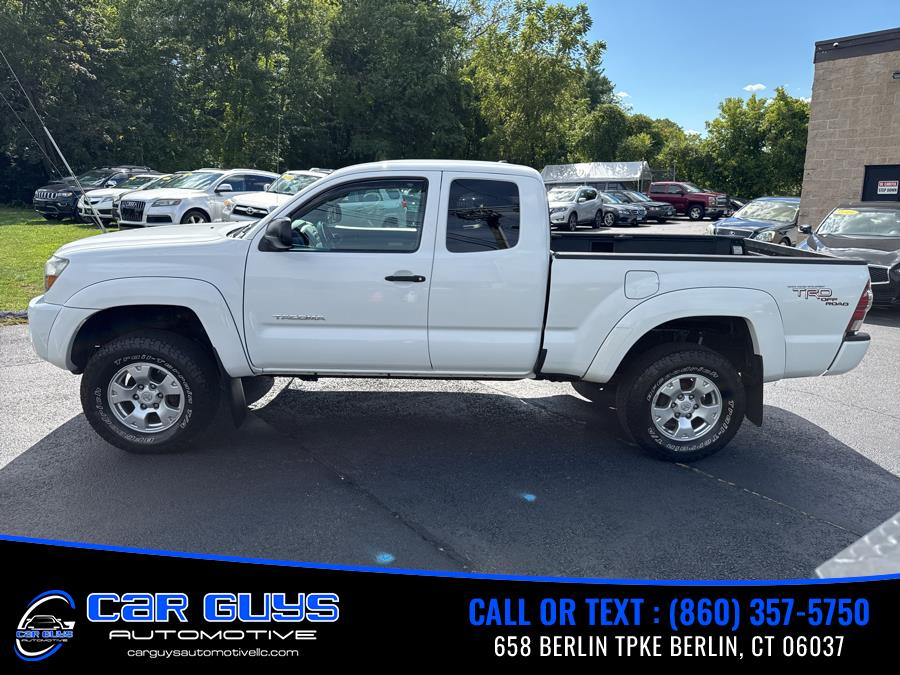 2011 Toyota Tacoma 4WD Access V6 AT (Natl), available for sale in Berlin, Connecticut | Car Guys Automotive LLC. Berlin, Connecticut 2011 Toyota Tacoma 4WD Access V6 AT (Natl), available for sale in Berlin, Connecticut | Car Guys Automotive LLC. Berlin, Connecticut