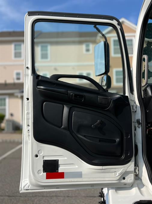 2016 HINO 268A 26FT A.M.HARIE DRY MOVING BOX/ WALTCO LIFTGATE, available for sale in Paterson, New Jersey | Speedway Motors LLC. Paterson, New Jersey 2016 HINO 268A 26FT A.M.HARIE DRY MOVING BOX/ WALTCO LIFTGATE, available for sale in Paterson, New Jersey | Speedway Motors LLC. Paterson, New Jersey