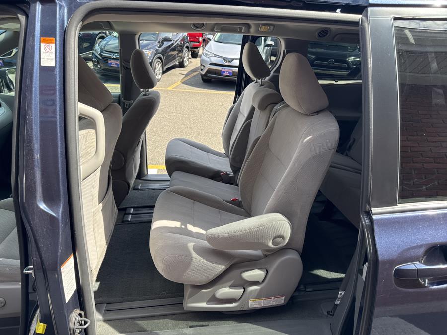 2018 Toyota Sienna LE FWD 8-Passenger, available for sale in Waterbury, Connecticut | National Auto Brokers, Inc.. Waterbury, Connecticut 2018 Toyota Sienna LE FWD 8-Passenger, available for sale in Waterbury, Connecticut | National Auto Brokers, Inc.. Waterbury, Connecticut