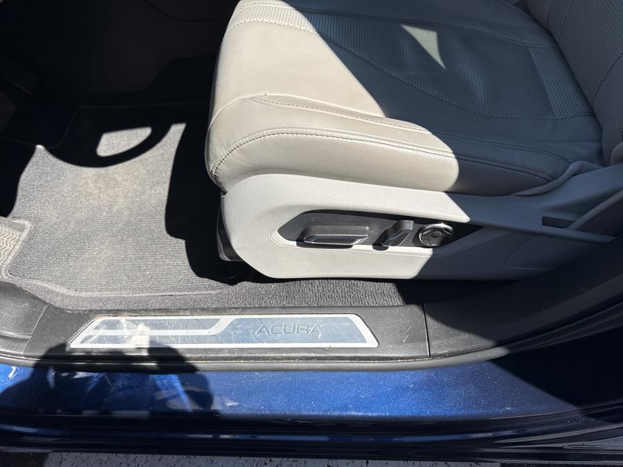 2019 Acura RDX AWD w/Technology Pkg, available for sale in Waterbury, Connecticut | National Auto Brokers, Inc.. Waterbury, Connecticut 2019 Acura RDX AWD w/Technology Pkg, available for sale in Waterbury, Connecticut | National Auto Brokers, Inc.. Waterbury, Connecticut