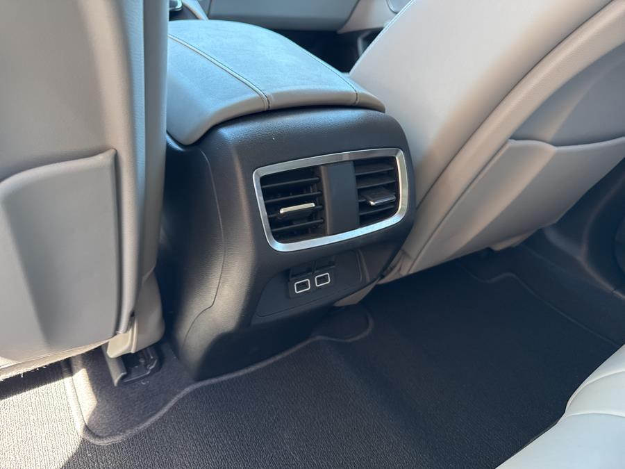 2019 Acura RDX AWD w/Technology Pkg, available for sale in Waterbury, Connecticut | National Auto Brokers, Inc.. Waterbury, Connecticut 2019 Acura RDX AWD w/Technology Pkg, available for sale in Waterbury, Connecticut | National Auto Brokers, Inc.. Waterbury, Connecticut