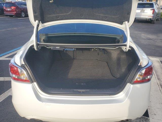 2015 Nissan Altima 4dr Sdn I4 2.5 SL, available for sale in Woodside, New York | Drive Central. Woodside, New York 2015 Nissan Altima 4dr Sdn I4 2.5 SL, available for sale in Woodside, New York | Drive Central. Woodside, New York