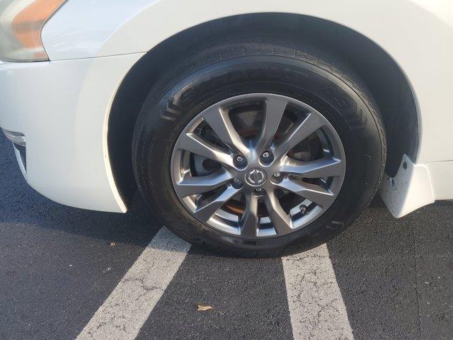 2015 Nissan Altima 4dr Sdn I4 2.5 SL, available for sale in Woodside, New York | Drive Central. Woodside, New York 2015 Nissan Altima 4dr Sdn I4 2.5 SL, available for sale in Woodside, New York | Drive Central. Woodside, New York
