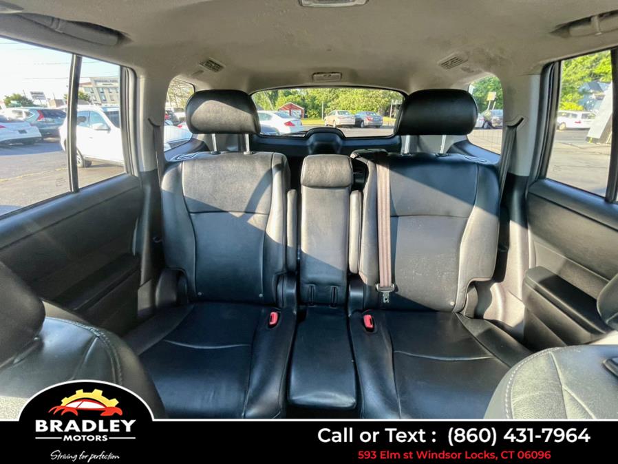 2013 Toyota Highlander SE AWD, available for sale in Windsor Locks, Connecticut | Bradley Motors Inc. Windsor Locks, Connecticut 2013 Toyota Highlander SE AWD, available for sale in Windsor Locks, Connecticut | Bradley Motors Inc. Windsor Locks, Connecticut