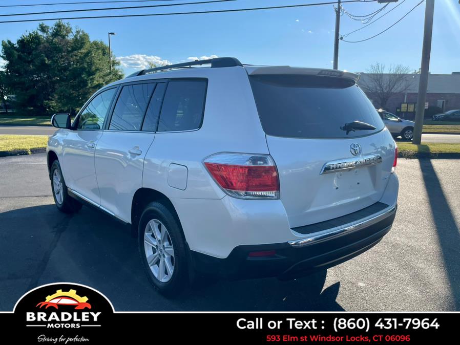 2013 Toyota Highlander SE AWD, available for sale in Windsor Locks, Connecticut | Bradley Motors Inc. Windsor Locks, Connecticut 2013 Toyota Highlander SE AWD, available for sale in Windsor Locks, Connecticut | Bradley Motors Inc. Windsor Locks, Connecticut