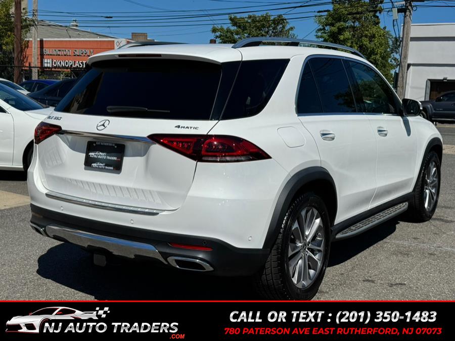 2022 Mercedes Benz GLE 350 4MATIC photo 4