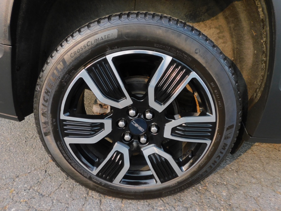 2019 GMC Acadia AWD 4dr SLT w/SLT-1, available for sale in Lodi, New Jersey | Soliman Motors. Lodi, New Jersey 2019 GMC Acadia AWD 4dr SLT w/SLT-1, available for sale in Lodi, New Jersey | Soliman Motors. Lodi, New Jersey
