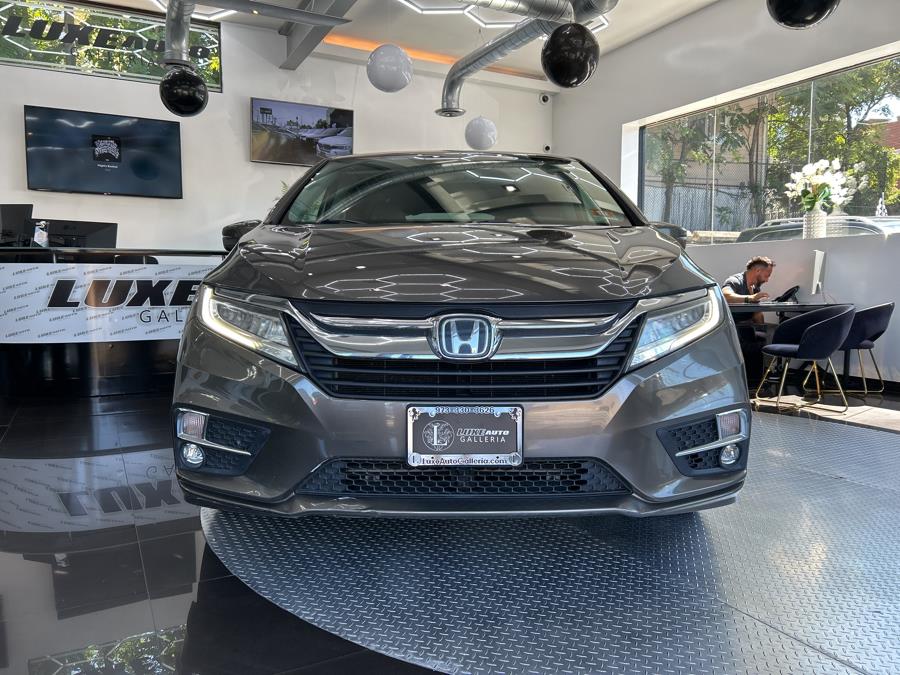 Used 2018 Honda Odyssey in Jersey City, New Jersey | Luxe Auto Galleria. Jersey City, New Jersey