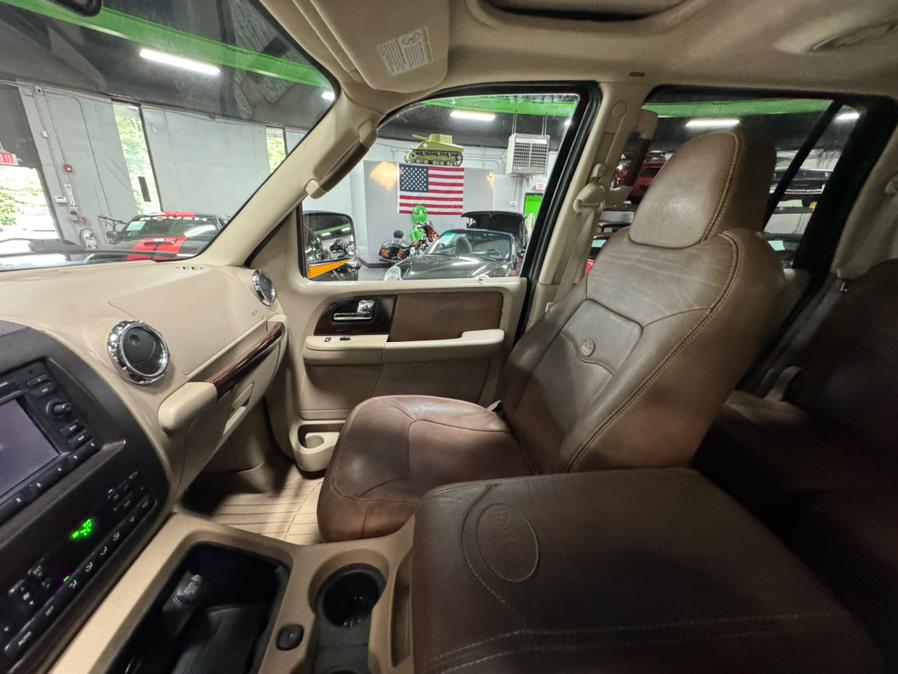 2005 Ford Expedition 5.4L King Ranch 4WD, available for sale in Oxford, Connecticut | Buonauto Enterprises. Oxford, Connecticut 2005 Ford Expedition 5.4L King Ranch 4WD, available for sale in Oxford, Connecticut | Buonauto Enterprises. Oxford, Connecticut