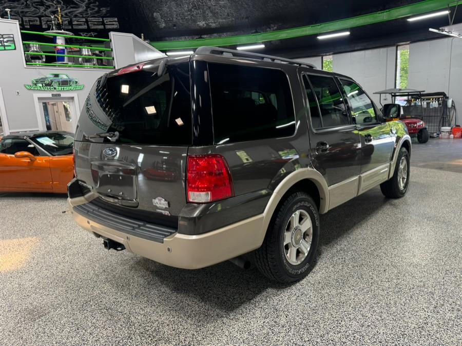 2005 Ford Expedition 5.4L King Ranch 4WD, available for sale in Oxford, Connecticut | Buonauto Enterprises. Oxford, Connecticut 2005 Ford Expedition 5.4L King Ranch 4WD, available for sale in Oxford, Connecticut | Buonauto Enterprises. Oxford, Connecticut