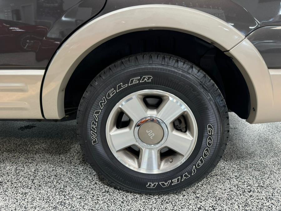 2005 Ford Expedition 5.4L King Ranch 4WD, available for sale in Oxford, Connecticut | Buonauto Enterprises. Oxford, Connecticut 2005 Ford Expedition 5.4L King Ranch 4WD, available for sale in Oxford, Connecticut | Buonauto Enterprises. Oxford, Connecticut