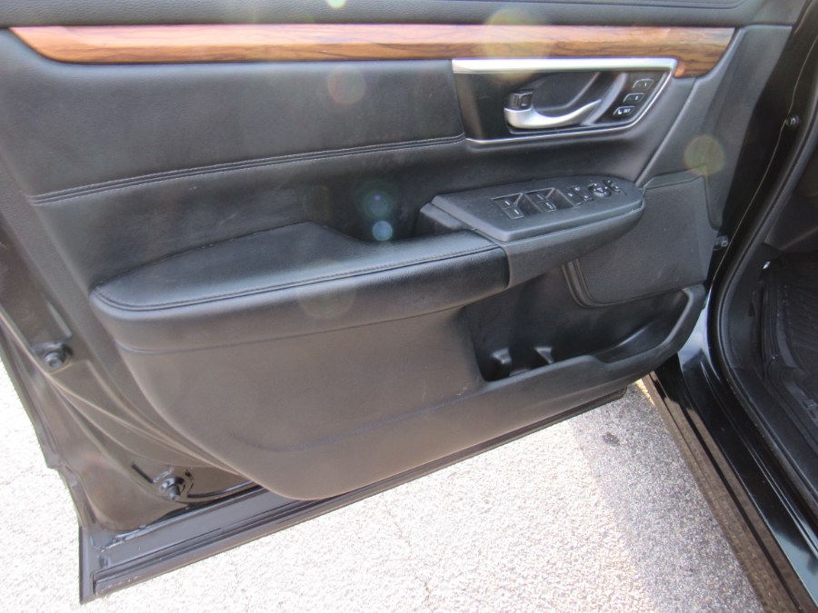 2022 Honda CR-V EX-L, available for sale in Worcester, Massachusetts | Hilario's Auto Sales Inc.. Worcester, Massachusetts 2022 Honda CR-V EX-L, available for sale in Worcester, Massachusetts | Hilario's Auto Sales Inc.. Worcester, Massachusetts