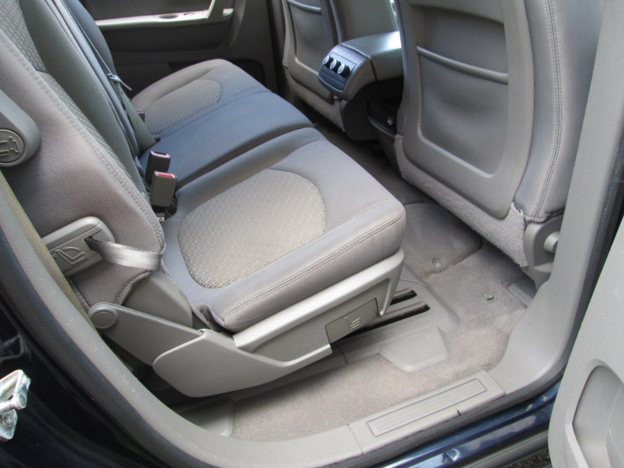 2012 Chevrolet Traverse FWD 4dr LS, available for sale in Levittown, Pennsylvania | Levittown Auto. Levittown, Pennsylvania 2012 Chevrolet Traverse FWD 4dr LS, available for sale in Levittown, Pennsylvania | Levittown Auto. Levittown, Pennsylvania