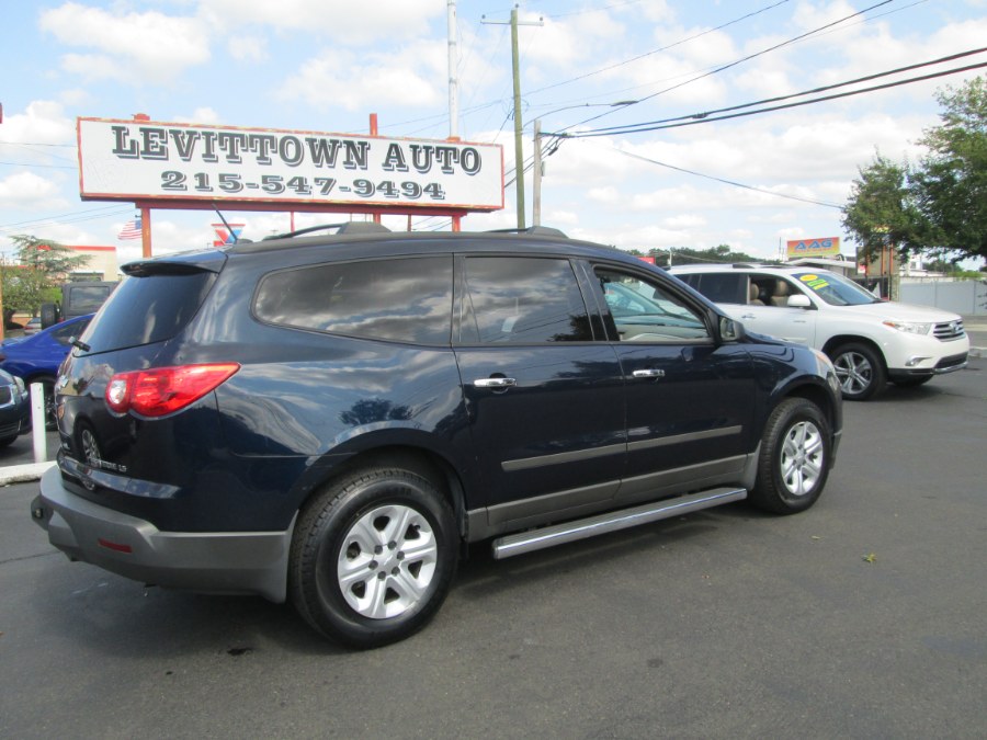2012 Chevrolet Traverse FWD 4dr LS, available for sale in Levittown, Pennsylvania | Levittown Auto. Levittown, Pennsylvania 2012 Chevrolet Traverse FWD 4dr LS, available for sale in Levittown, Pennsylvania | Levittown Auto. Levittown, Pennsylvania