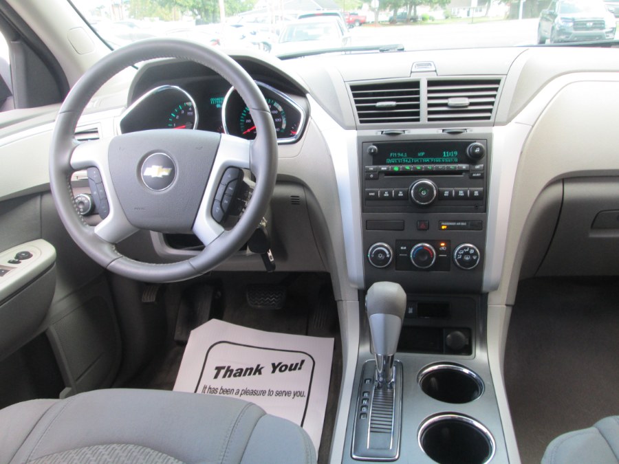 2012 Chevrolet Traverse FWD 4dr LS, available for sale in Levittown, Pennsylvania | Levittown Auto. Levittown, Pennsylvania 2012 Chevrolet Traverse FWD 4dr LS, available for sale in Levittown, Pennsylvania | Levittown Auto. Levittown, Pennsylvania