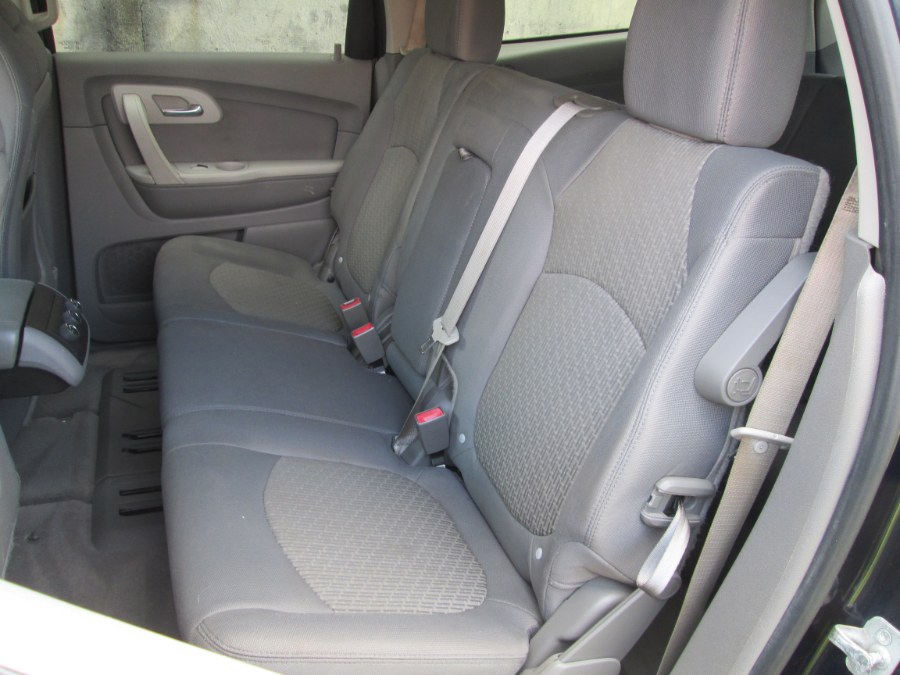 2012 Chevrolet Traverse FWD 4dr LS, available for sale in Levittown, Pennsylvania | Levittown Auto. Levittown, Pennsylvania 2012 Chevrolet Traverse FWD 4dr LS, available for sale in Levittown, Pennsylvania | Levittown Auto. Levittown, Pennsylvania