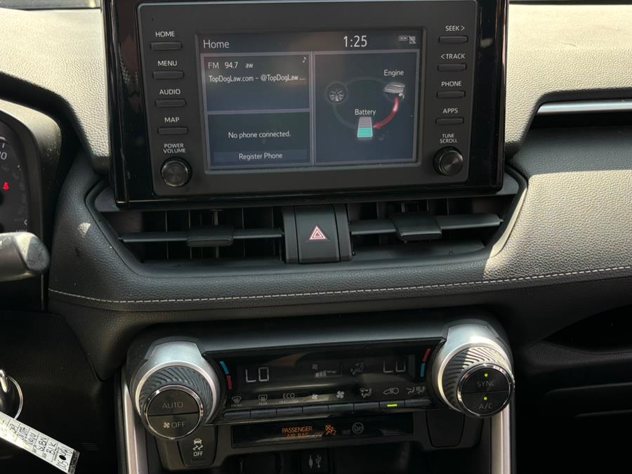 2019 Toyota RAV4 Hybrid LE AWD (Natl), available for sale in Brooklyn, New York | Carsbuck Inc.. Brooklyn, New York 2019 Toyota RAV4 Hybrid LE AWD (Natl), available for sale in Brooklyn, New York | Carsbuck Inc.. Brooklyn, New York