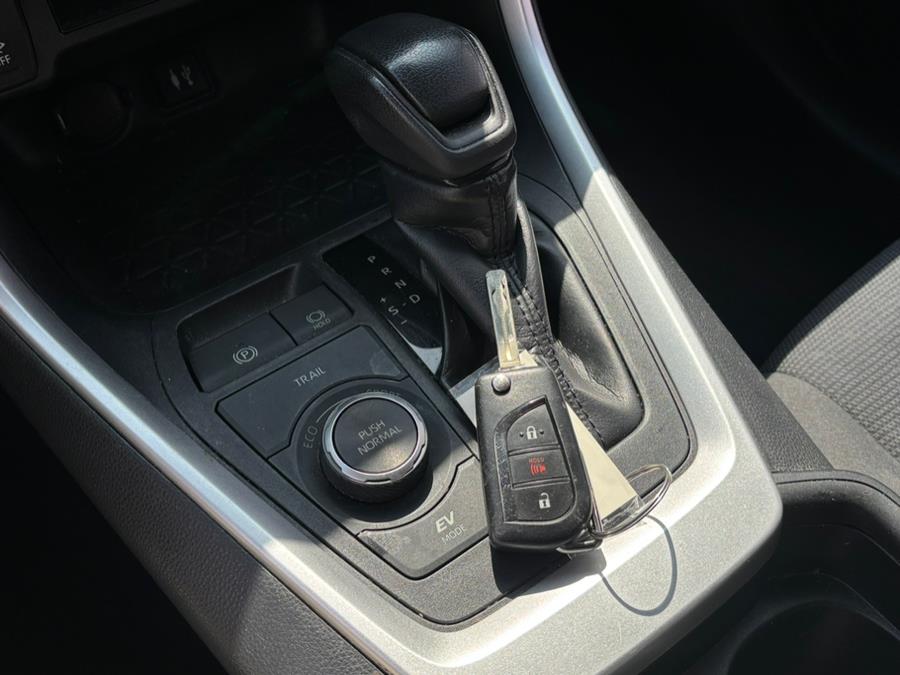2019 Toyota RAV4 Hybrid LE AWD (Natl), available for sale in Brooklyn, New York | Carsbuck Inc.. Brooklyn, New York 2019 Toyota RAV4 Hybrid LE AWD (Natl), available for sale in Brooklyn, New York | Carsbuck Inc.. Brooklyn, New York