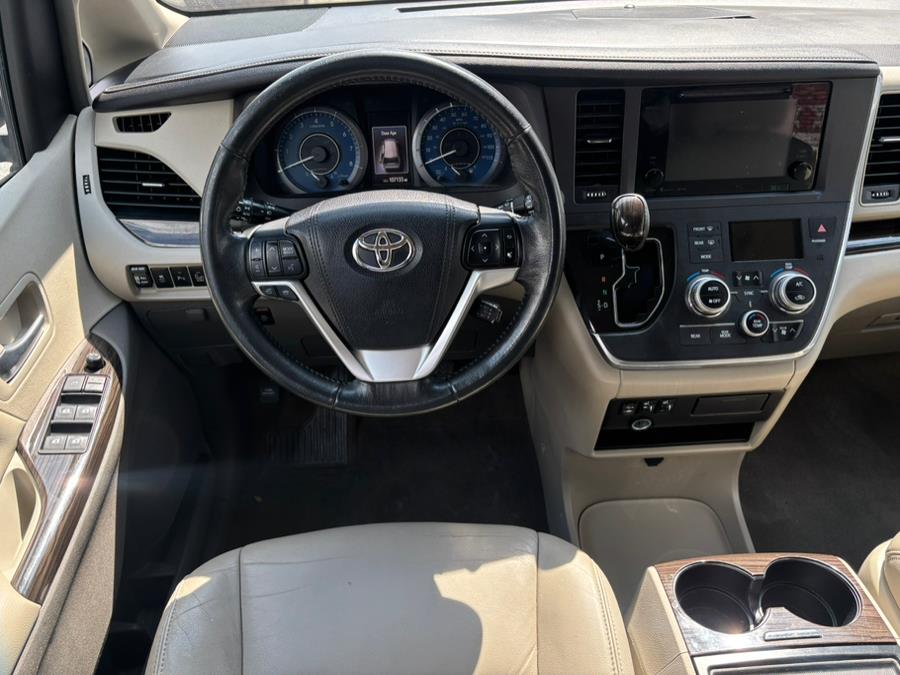 2016 Toyota Sienna 5dr 7-Pass Van XLE Premium AWD (Natl), available for sale in Brooklyn, New York | Carsbuck Inc.. Brooklyn, New York 2016 Toyota Sienna 5dr 7-Pass Van XLE Premium AWD (Natl), available for sale in Brooklyn, New York | Carsbuck Inc.. Brooklyn, New York