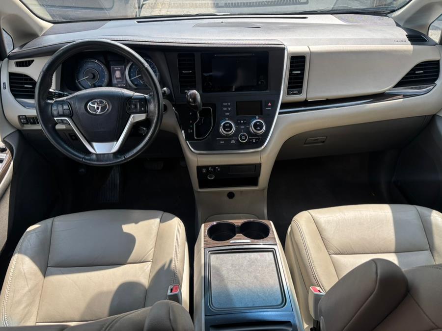 2016 Toyota Sienna 5dr 7-Pass Van XLE Premium AWD (Natl), available for sale in Brooklyn, New York | Carsbuck Inc.. Brooklyn, New York 2016 Toyota Sienna 5dr 7-Pass Van XLE Premium AWD (Natl), available for sale in Brooklyn, New York | Carsbuck Inc.. Brooklyn, New York