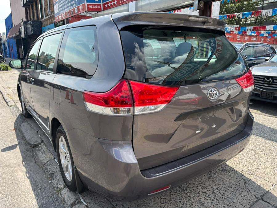 2014 Toyota Sienna 5dr 7-Pass Van V6 L FWD (Natl), available for sale in Brooklyn, New York | Carsbuck Inc.. Brooklyn, New York 2014 Toyota Sienna 5dr 7-Pass Van V6 L FWD (Natl), available for sale in Brooklyn, New York | Carsbuck Inc.. Brooklyn, New York