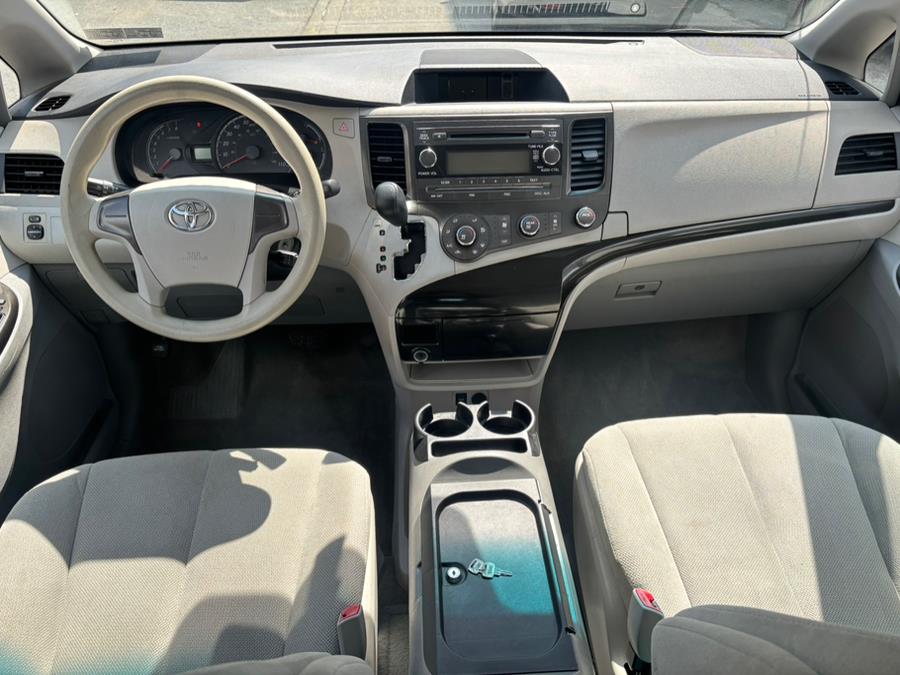 2014 Toyota Sienna 5dr 7-Pass Van V6 L FWD (Natl), available for sale in Brooklyn, New York | Carsbuck Inc.. Brooklyn, New York 2014 Toyota Sienna 5dr 7-Pass Van V6 L FWD (Natl), available for sale in Brooklyn, New York | Carsbuck Inc.. Brooklyn, New York