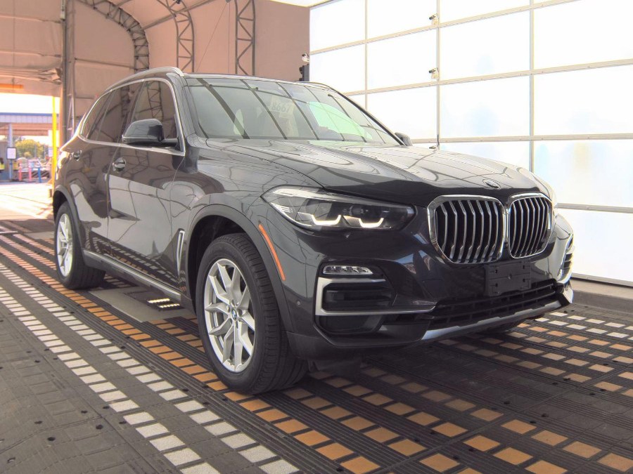 2020 BMW X5 xDrive40i Sports Activity Vehicle, available for sale in Franklin Square, New York | Luxury Motor Club. Franklin Square, New York 2020 BMW X5 xDrive40i Sports Activity Vehicle, available for sale in Franklin Square, New York | Luxury Motor Club. Franklin Square, New York