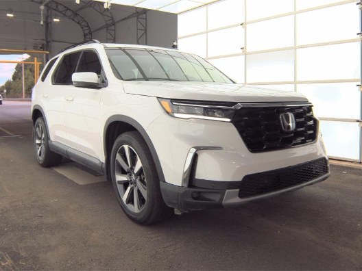 2025 Honda Pilot Touring AWD, available for sale in Franklin Square, New York | Luxury Motor Club. Franklin Square, New York 2025 Honda Pilot Touring AWD, available for sale in Franklin Square, New York | Luxury Motor Club. Franklin Square, New York
