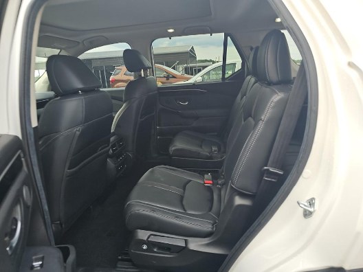 2025 Honda Pilot Touring AWD, available for sale in Franklin Square, New York | Luxury Motor Club. Franklin Square, New York 2025 Honda Pilot Touring AWD, available for sale in Franklin Square, New York | Luxury Motor Club. Franklin Square, New York