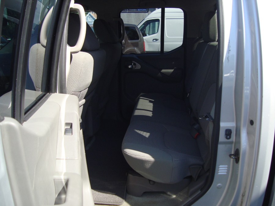 2016 Nissan Frontier 4WD Crew Cab SWB Auto SV, available for sale in Manchester, Connecticut | Yara Motors. Manchester, Connecticut 2016 Nissan Frontier 4WD Crew Cab SWB Auto SV, available for sale in Manchester, Connecticut | Yara Motors. Manchester, Connecticut