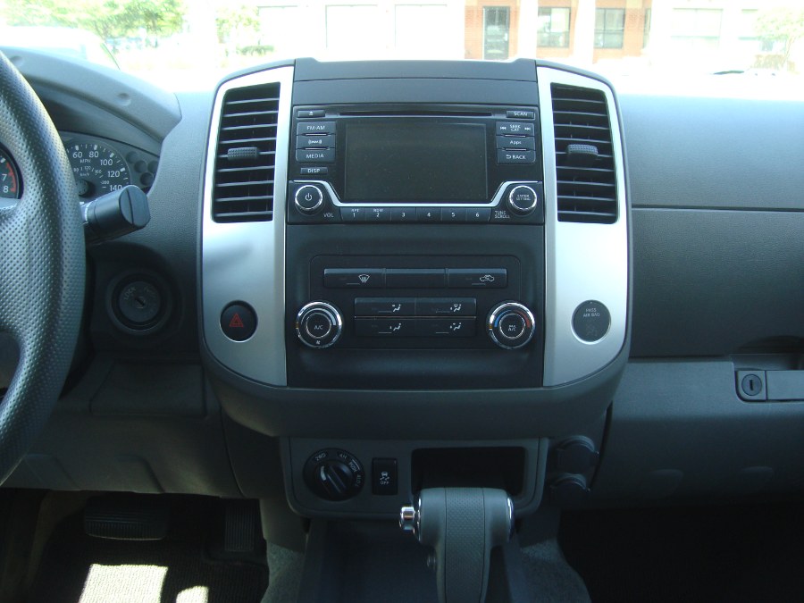 2016 Nissan Frontier 4WD Crew Cab SWB Auto SV, available for sale in Manchester, Connecticut | Yara Motors. Manchester, Connecticut 2016 Nissan Frontier 4WD Crew Cab SWB Auto SV, available for sale in Manchester, Connecticut | Yara Motors. Manchester, Connecticut