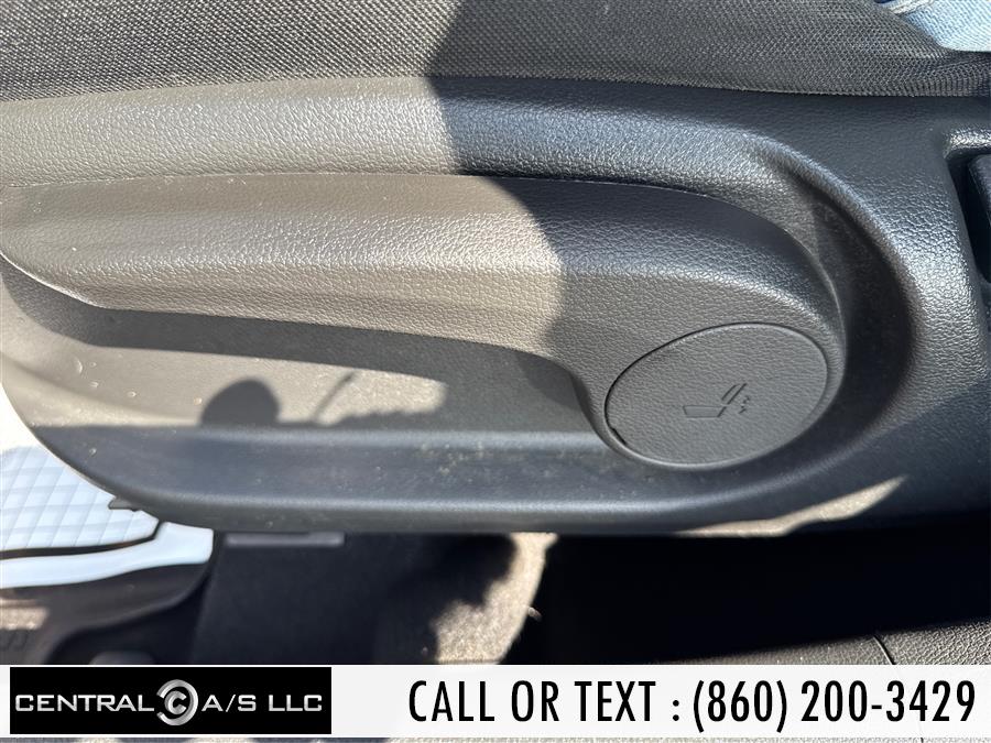 2019 Hyundai Kona SEL Auto AWD, available for sale in East Windsor, Connecticut | Central A/S LLC. East Windsor, Connecticut 2019 Hyundai Kona SEL Auto AWD, available for sale in East Windsor, Connecticut | Central A/S LLC. East Windsor, Connecticut