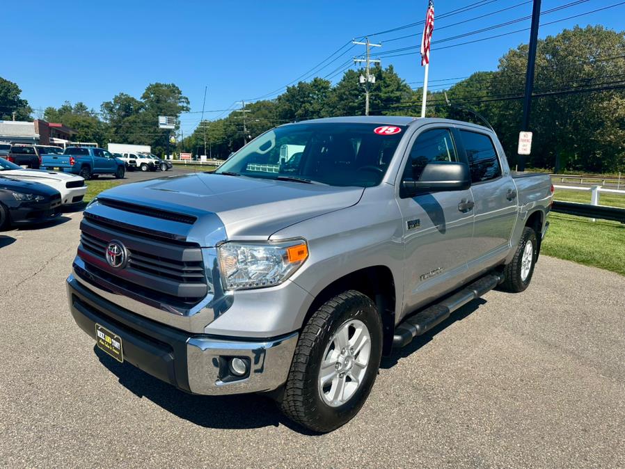 2015 Toyota Tundra 4WD Truck CrewMax 5.7L V8 6-Spd AT SR5 (Natl), available for sale in South Windsor, Connecticut | Mike And Tony Auto Sales, Inc. South Windsor, Connecticut 2015 Toyota Tundra 4WD Truck CrewMax 5.7L V8 6-Spd AT SR5 (Natl), available for sale in South Windsor, Connecticut | Mike And Tony Auto Sales, Inc. South Windsor, Connecticut