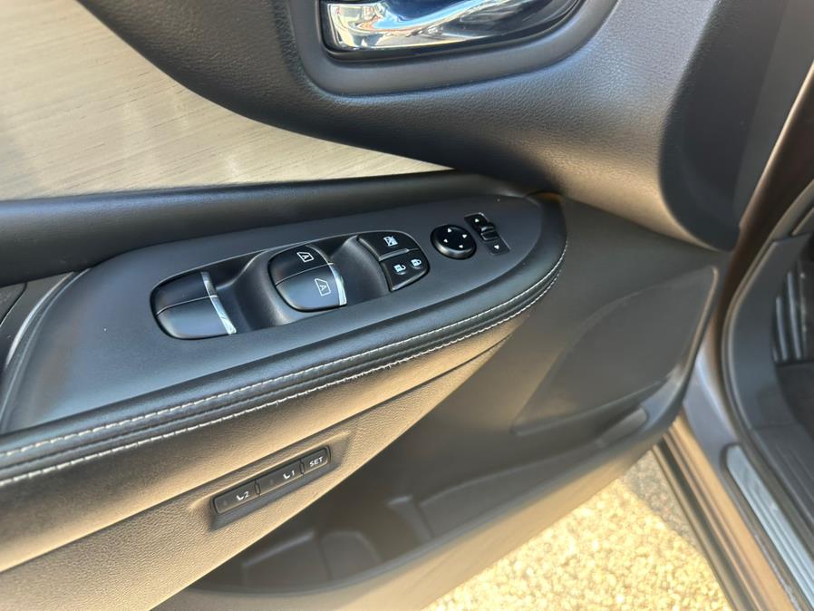 2015 Nissan Murano AWD 4dr Platinum, available for sale in South Windsor, Connecticut | Mike And Tony Auto Sales, Inc. South Windsor, Connecticut 2015 Nissan Murano AWD 4dr Platinum, available for sale in South Windsor, Connecticut | Mike And Tony Auto Sales, Inc. South Windsor, Connecticut