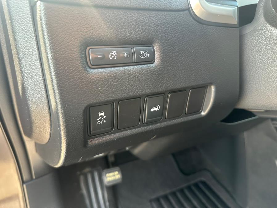 2015 Nissan Murano AWD 4dr Platinum, available for sale in South Windsor, Connecticut | Mike And Tony Auto Sales, Inc. South Windsor, Connecticut 2015 Nissan Murano AWD 4dr Platinum, available for sale in South Windsor, Connecticut | Mike And Tony Auto Sales, Inc. South Windsor, Connecticut