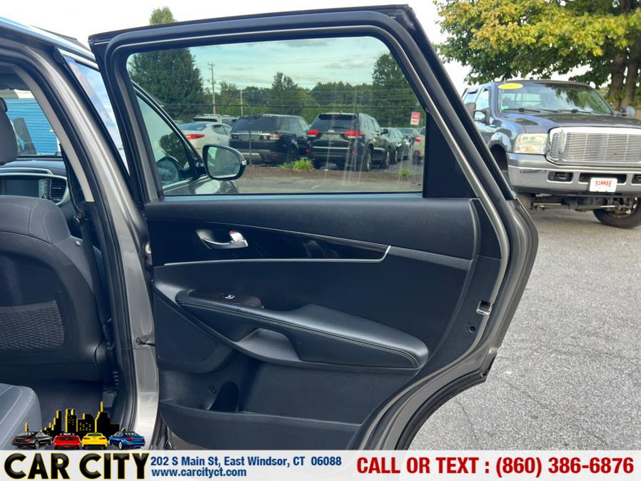 2019 Kia Sorento LX AWD, available for sale in East Windsor, Connecticut | Car City LLC. East Windsor, Connecticut 2019 Kia Sorento LX AWD, available for sale in East Windsor, Connecticut | Car City LLC. East Windsor, Connecticut