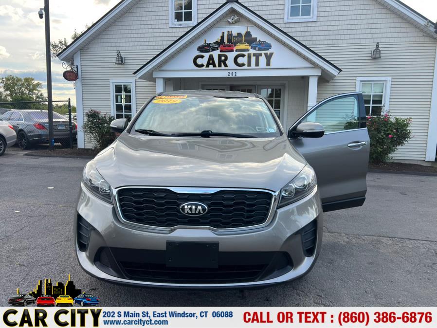2019 Kia Sorento LX AWD, available for sale in East Windsor, Connecticut | Car City LLC. East Windsor, Connecticut 2019 Kia Sorento LX AWD, available for sale in East Windsor, Connecticut | Car City LLC. East Windsor, Connecticut