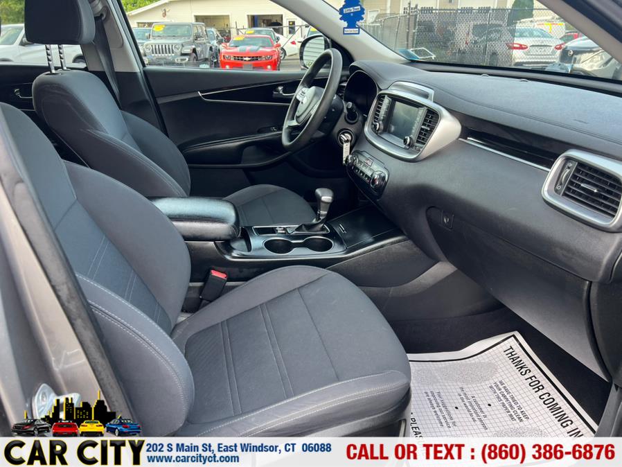 2019 Kia Sorento LX AWD, available for sale in East Windsor, Connecticut | Car City LLC. East Windsor, Connecticut 2019 Kia Sorento LX AWD, available for sale in East Windsor, Connecticut | Car City LLC. East Windsor, Connecticut