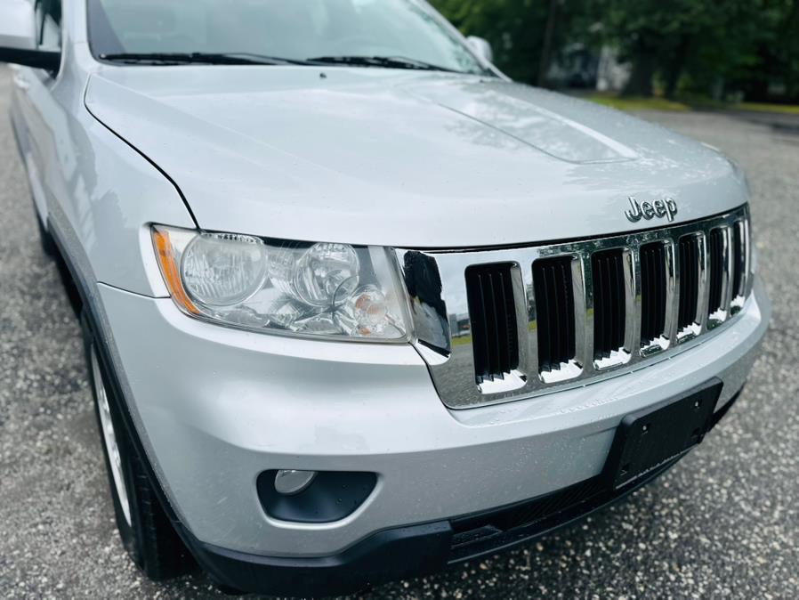 2013 Jeep Grand Cherokee 4WD 4dr Laredo, available for sale in Springfield, Massachusetts | Auto Globe LLC. Springfield, Massachusetts 2013 Jeep Grand Cherokee 4WD 4dr Laredo, available for sale in Springfield, Massachusetts | Auto Globe LLC. Springfield, Massachusetts