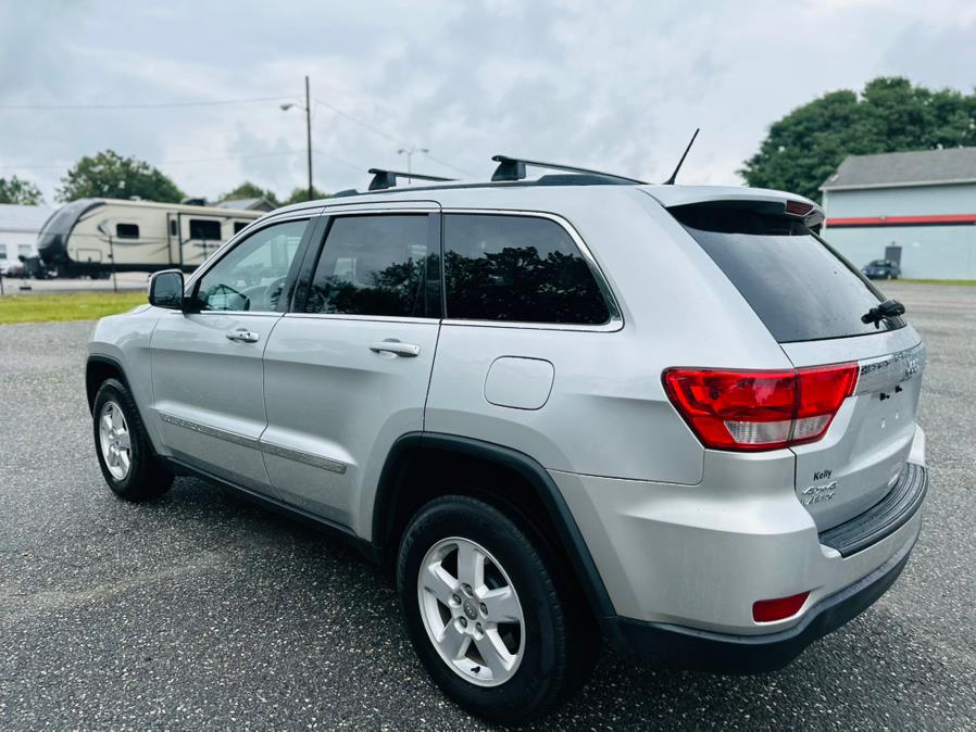 2013 Jeep Grand Cherokee 4WD 4dr Laredo, available for sale in Springfield, Massachusetts | Auto Globe LLC. Springfield, Massachusetts 2013 Jeep Grand Cherokee 4WD 4dr Laredo, available for sale in Springfield, Massachusetts | Auto Globe LLC. Springfield, Massachusetts