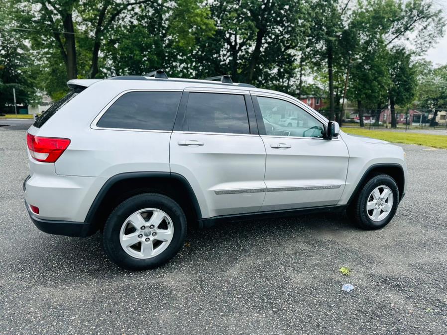2013 Jeep Grand Cherokee 4WD 4dr Laredo, available for sale in Springfield, Massachusetts | Auto Globe LLC. Springfield, Massachusetts 2013 Jeep Grand Cherokee 4WD 4dr Laredo, available for sale in Springfield, Massachusetts | Auto Globe LLC. Springfield, Massachusetts
