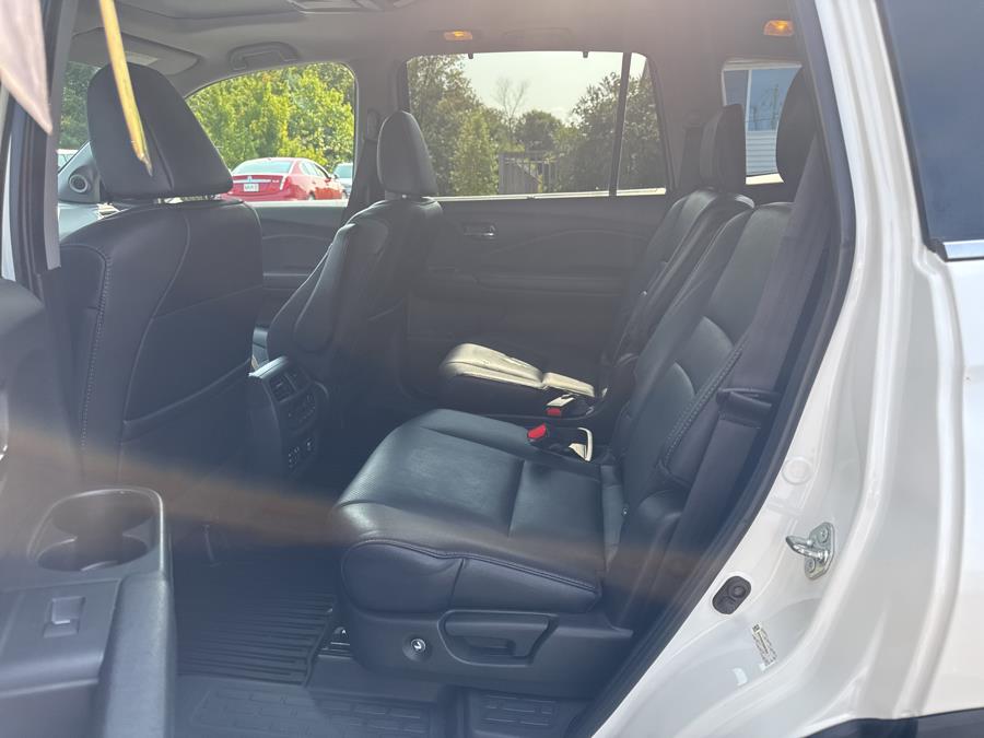 2016 Honda Pilot AWD 4dr Elite w/RES & Navi, available for sale in Bangor , Maine | Pray's Auto Sales . Bangor , Maine 2016 Honda Pilot AWD 4dr Elite w/RES & Navi, available for sale in Bangor , Maine | Pray's Auto Sales . Bangor , Maine