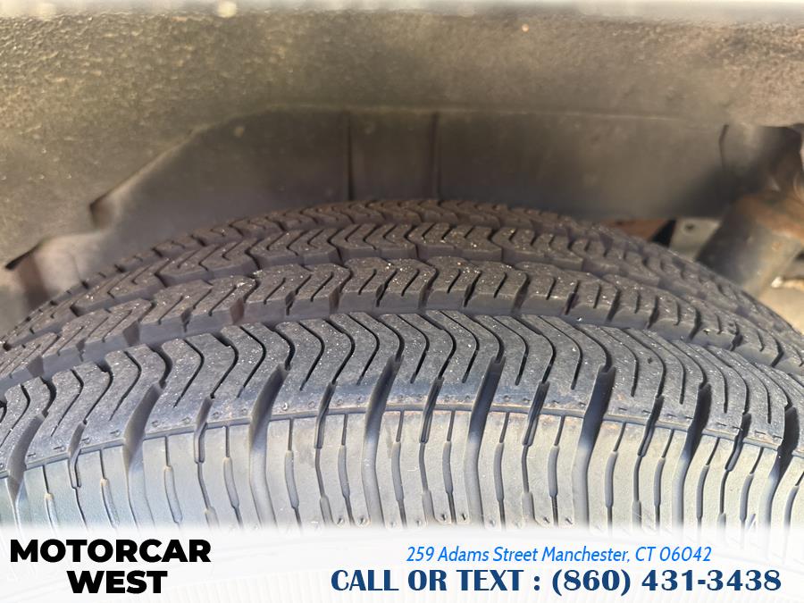 2003 Jeep Grand Cherokee 4dr Laredo, available for sale in Manchester, Connecticut | Motorcar West. Manchester, Connecticut 2003 Jeep Grand Cherokee 4dr Laredo, available for sale in Manchester, Connecticut | Motorcar West. Manchester, Connecticut