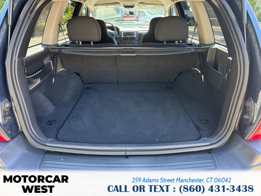 2003 Jeep Grand Cherokee 4dr Laredo, available for sale in Manchester, Connecticut | Motorcar West. Manchester, Connecticut 2003 Jeep Grand Cherokee 4dr Laredo, available for sale in Manchester, Connecticut | Motorcar West. Manchester, Connecticut