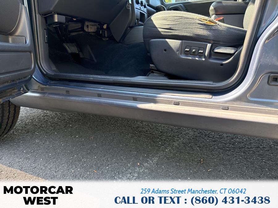 2003 Jeep Grand Cherokee 4dr Laredo, available for sale in Manchester, Connecticut | Motorcar West. Manchester, Connecticut 2003 Jeep Grand Cherokee 4dr Laredo, available for sale in Manchester, Connecticut | Motorcar West. Manchester, Connecticut