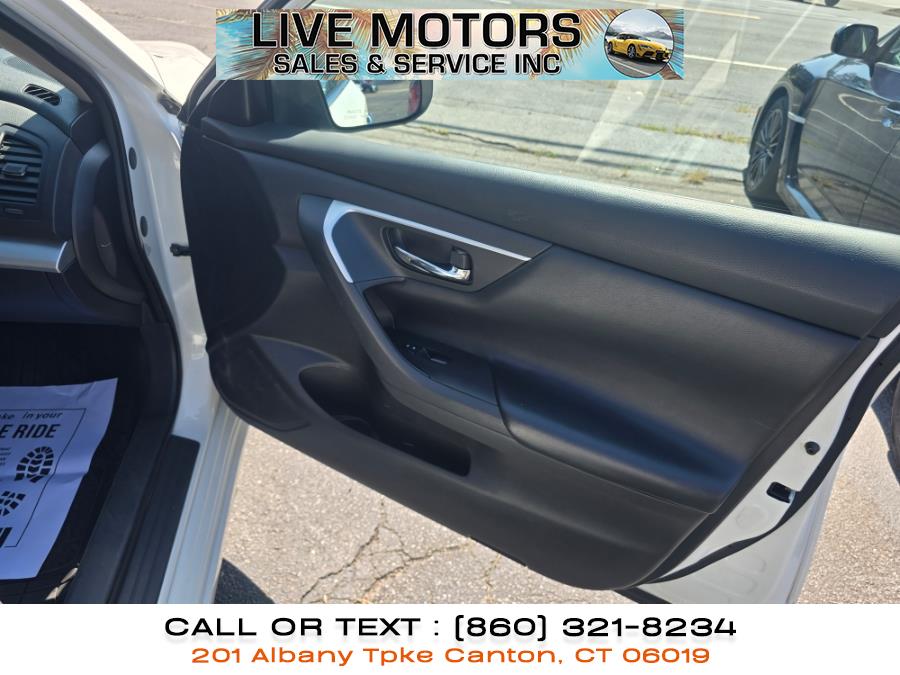 2016 Nissan Altima 4dr Sdn I4 2.5 SR, available for sale in Canton, Connecticut | Live Motors Sales and Service INC. Canton, Connecticut 2016 Nissan Altima 4dr Sdn I4 2.5 SR, available for sale in Canton, Connecticut | Live Motors Sales and Service INC. Canton, Connecticut