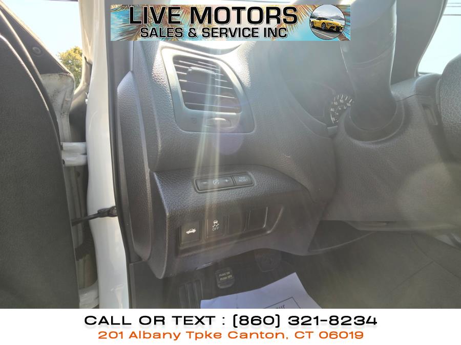 2016 Nissan Altima 4dr Sdn I4 2.5 SR, available for sale in Canton, Connecticut | Live Motors Sales and Service INC. Canton, Connecticut 2016 Nissan Altima 4dr Sdn I4 2.5 SR, available for sale in Canton, Connecticut | Live Motors Sales and Service INC. Canton, Connecticut