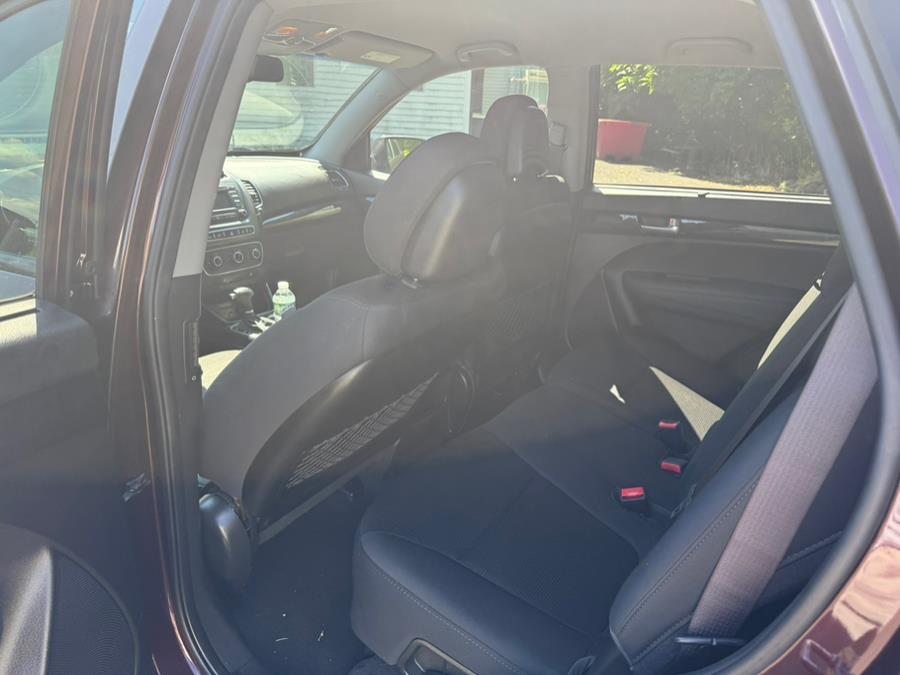 2014 Kia Sorento 2WD 4dr I4 LX, available for sale in East Windsor, Connecticut | STS Automotive. East Windsor, Connecticut 2014 Kia Sorento 2WD 4dr I4 LX, available for sale in East Windsor, Connecticut | STS Automotive. East Windsor, Connecticut