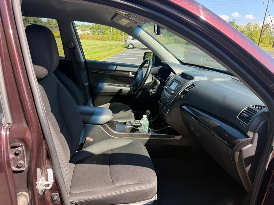 2014 Kia Sorento 2WD 4dr I4 LX, available for sale in East Windsor, Connecticut | STS Automotive. East Windsor, Connecticut 2014 Kia Sorento 2WD 4dr I4 LX, available for sale in East Windsor, Connecticut | STS Automotive. East Windsor, Connecticut